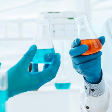 Read-Across - Comparing Two Similar Chemicals